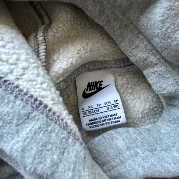 Nike Gray Matching Hoodie and Joggers Track Suit -Size 3-4 Years - Picture 2 of 2